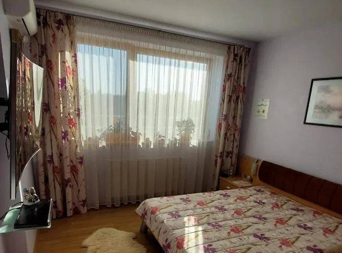 Apartament Large Debreceno